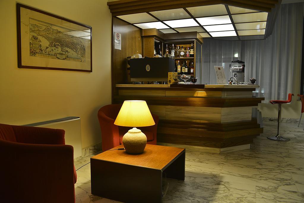 Hotel Mediterraneo キアンチャーノ・テルメ エクステリア 写真